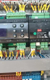استخدام نیروی ماهر  تاسیسات برودت و برق صنعتی