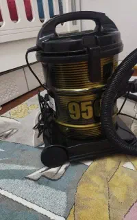 جاروبرقی سطلی‌ هیتاچی
