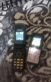 گوشی ساده نوکیا وسامسونگ