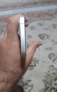 آیفون۱۳ نرمال در حد صفر