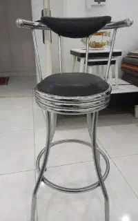 ۳ عدد صندلی