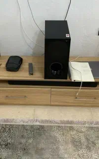 فروش میز تلوزیون در حد نو به قیمت مناسب.