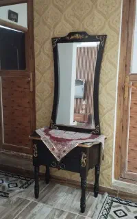 فروش فوری میز کنسول و آینه