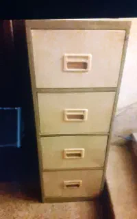 فایل ۴ کشو فلزی