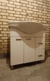سنگ روشویی کابینتی با شیر الات در حد نو