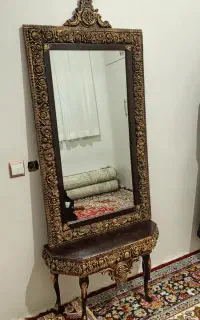 آیینه وکنسول