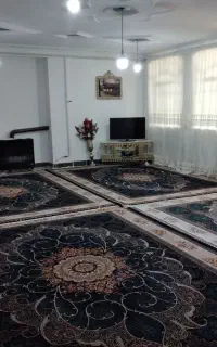210متر آپارتمان/طبقه دوم/ خوش نقشه/3خواب بزرگ/