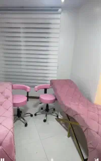 واگذاری سالن تخصصی ناخن و مژه