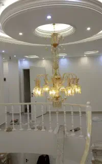 خدمات نصب لوستر و برقکاری انجام میشود