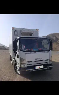 ایسوزو هشت تن