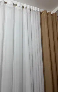 یک عدد پرده بالکن با استری