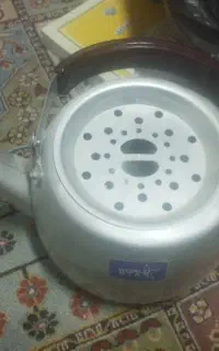 قوری بدون سر