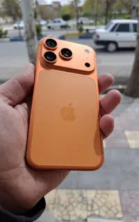 ۱۷ پرو ۲۵۶ zaa نارنجی