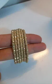 النگوطلاروس