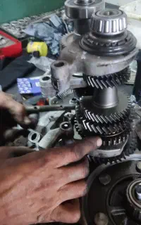 تعمیرگاه تخصصی  مزدا ونیسان (اقساط)