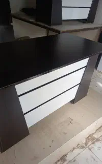 میز  اداری ۱۴۵ سانت