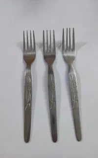 چنگال غذاخوری