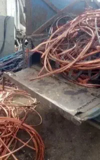آهن مس آلمینیوم برنز کتاب خریدار در محل