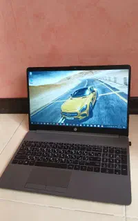 لپ تاپ hp رم 16 و حافظه ۱۲۰۰ گیگ