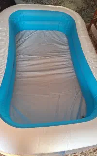 استخر بادی