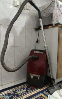 جاروبرقی ناسیونال