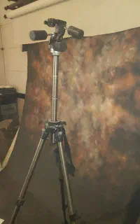 سه پایه دوربین