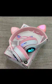 هدفون گربه ای چراغ دار