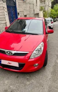 هیوندا i20