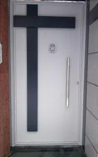درب و پنجره آهنی و مصنوعات فلزی