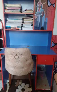 میز مطالعه وتحریر
