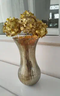 گلدان تزئینی وگل