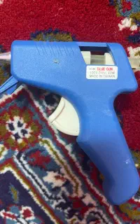 تفنگ چسبی تایوانی