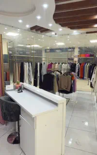 واگذاری بوتیک زنانه با دکور/مانکن/دوربین زیر قیمت