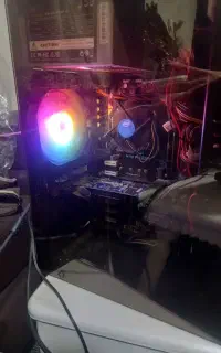 کامپیوتر pc معاوضه هم میکنم