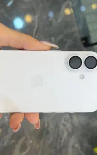 ایفون ۱۶ نرمال باطری ۱۰۰