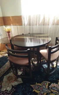 میز ناهار خوری
