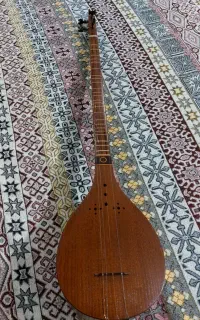 سه تار استاد کیوانشکوه