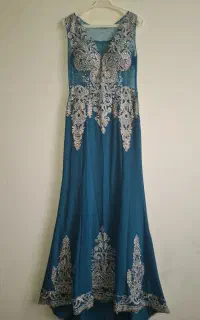 لباس مجلسی دنباله دار