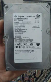 مانیتور و هارد کامپیوتر