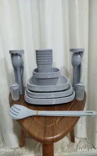 ست ظروف مسافرتی ۶نفره