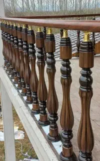 پله چوبی نرده