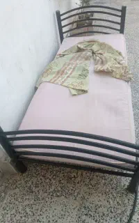 تخت خواب