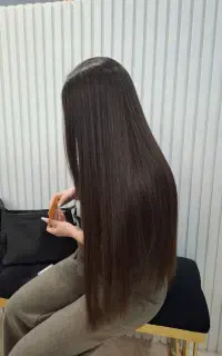 تجربه لمس ابریشم روی شانه هایتان(کراتین،پروتیین)