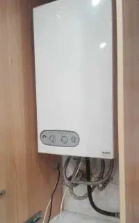 تعمیر وسرویس انواع پکیج و آبگرمکن دیواری