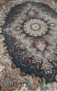 فرش ۶ متری ۷۰۰ شانه