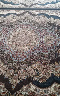 فرش 9 متری و فرش گرد 1 متری