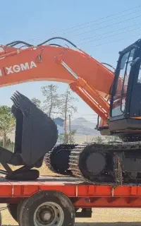 راننده بیل مکانیکی