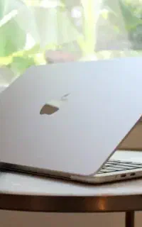 مک بوک MacBook Air  (با یک برگ چک بدون پیش پرداخت)