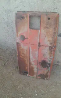 کاپوت تراکتور
