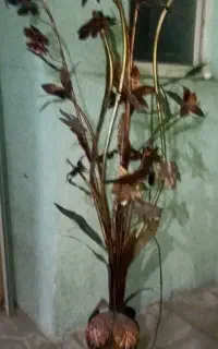 یک عدد چراغ خواب ۷۰۰ هزار تومان